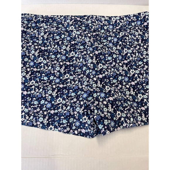 Calvin Klein Women's Shorts Blue Floral Print Size 14 - Picture 5 of 5